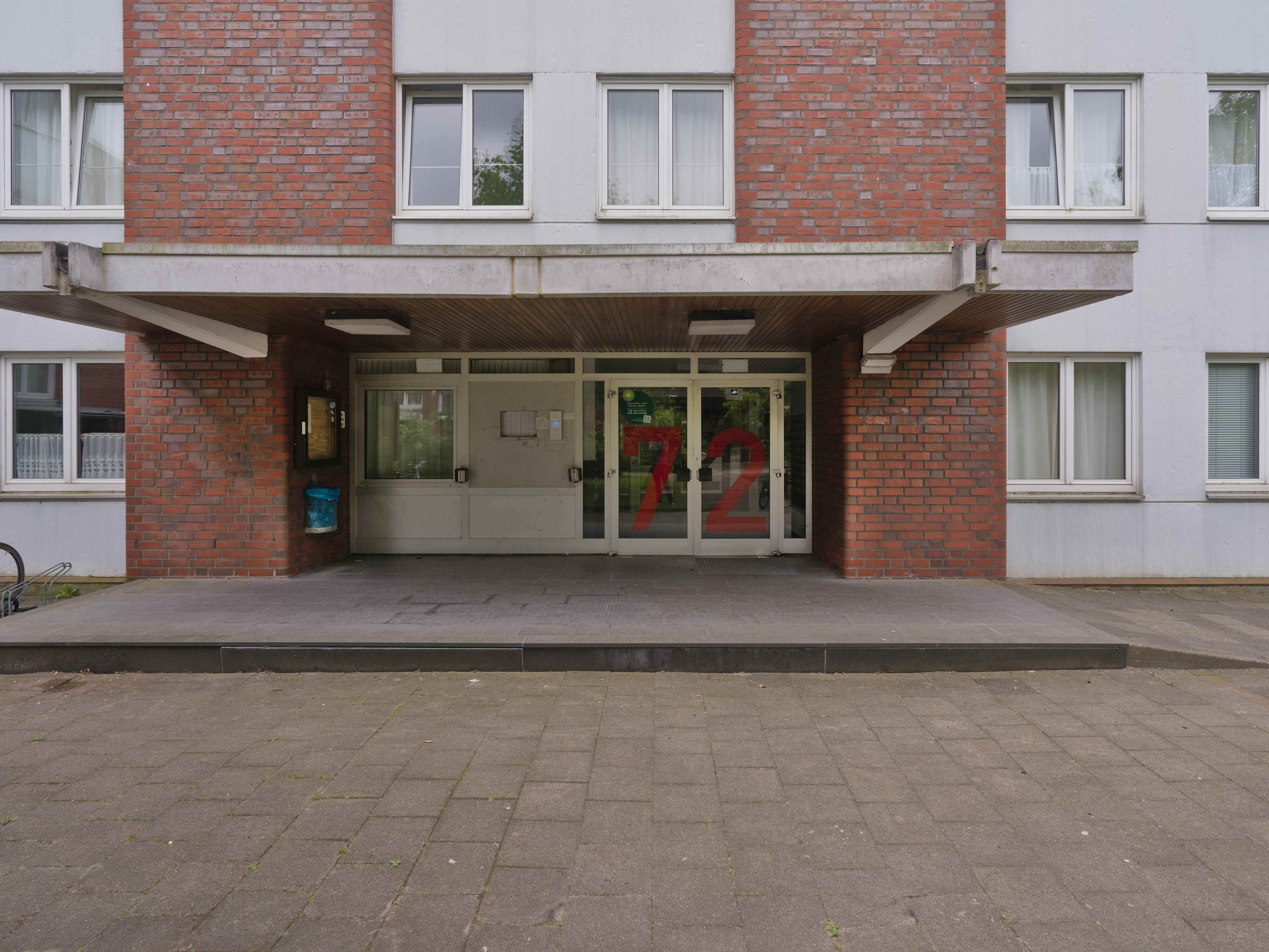 Außenansicht Eingangsbereich